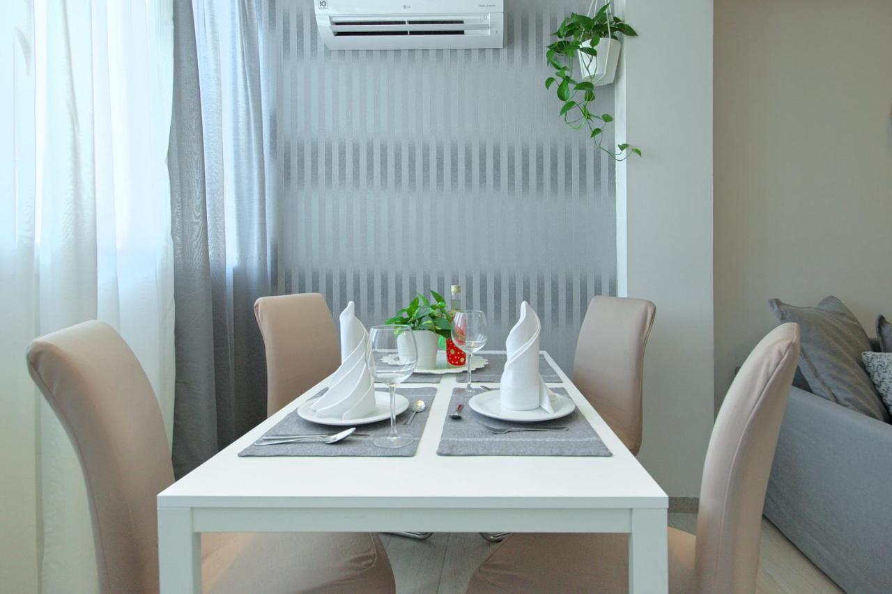 App Enterprise Umag Apartment Exterior photo