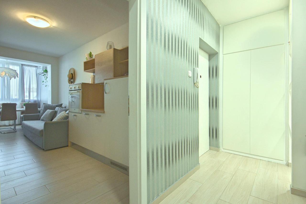 App Enterprise Umag Apartment Exterior photo